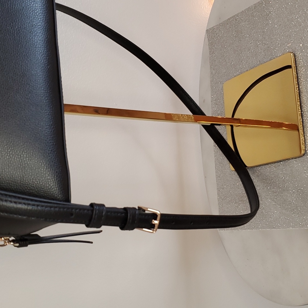 🎉HP🎉! Kate Spade ♥️NWT♥️ Medium Black Dome Satchel! - Picture 7 of 16